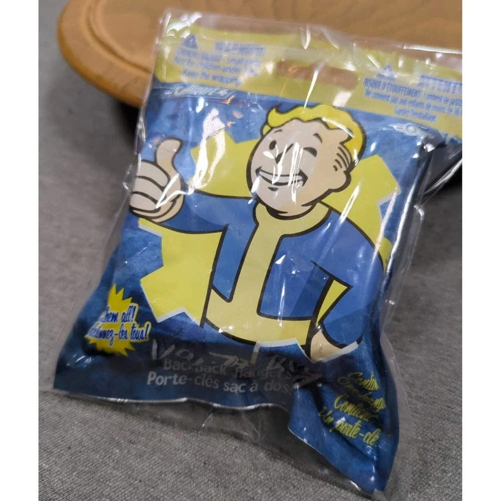 Fallout 4 Vault Boy Backpack Hanger Keyring Blind‎ Mystery Bag Bethesda
